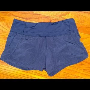 black 4” lululemon speed short size 4